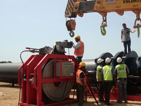 Машина электрическая для сварки пластиковых труб, применение Машина электрическая для сварки пластиковых труб, применение